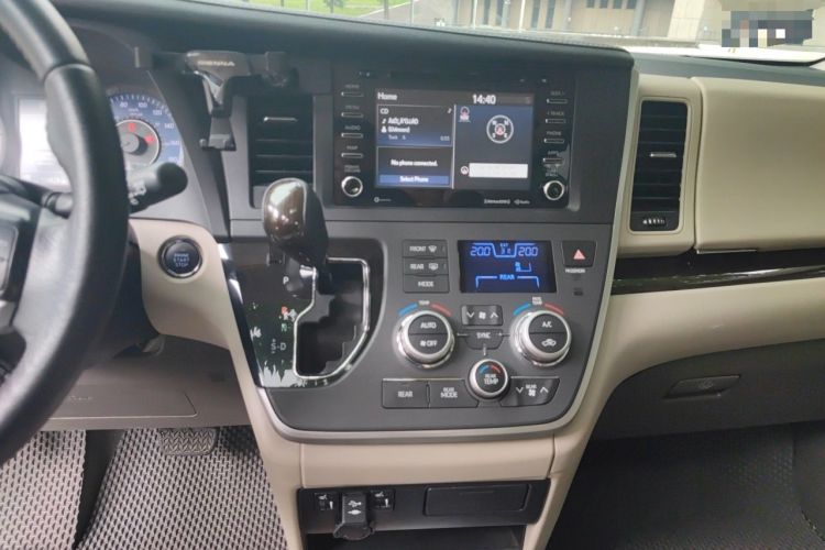 Used Toyota SIENNA  Audio And AC Panel