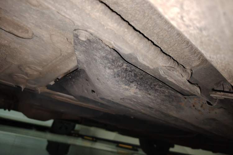 Used Toyota SIENNA  Chassis Front Left