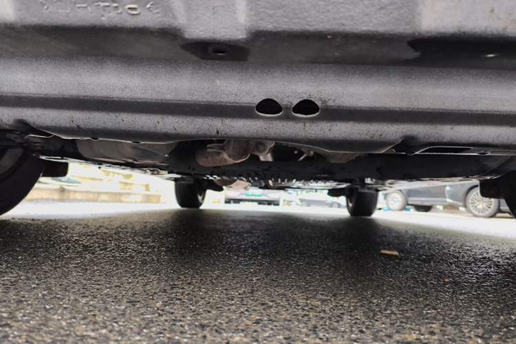 Used Toyota SIENNA  Chassis Front