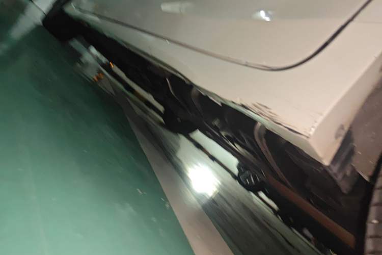 Used Toyota SIENNA  Chassis Rear Left