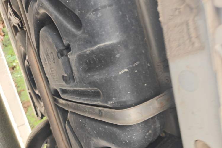 Used Toyota SIENNA  Chassis Rear Left