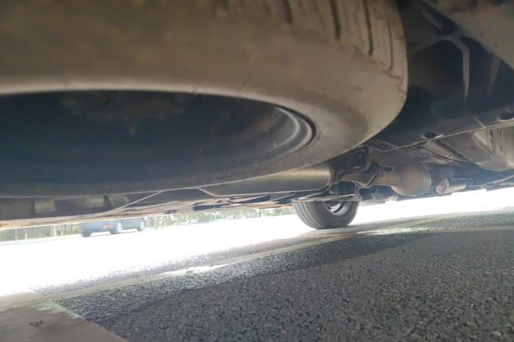 Used Toyota SIENNA  Chassis Rear Right