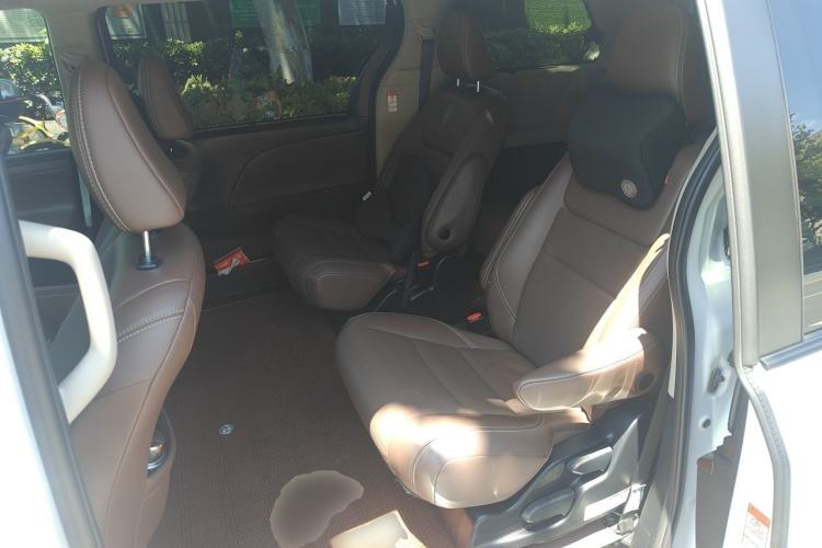 Used Toyota SIENNA  Left Rear Seat