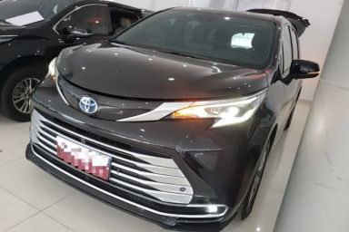 Used Toyota SIENNA 2021 2.5L Hybrid Platinum Edition