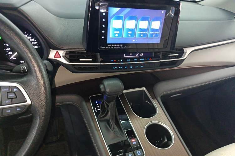 Used Toyota SIENNA 2021 2.5L Hybrid Comfort Edition Audio And AC Panel