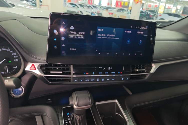 Used Toyota SIENNA 2021 2.5L Hybrid Premium Edition Audio And AC Panel
