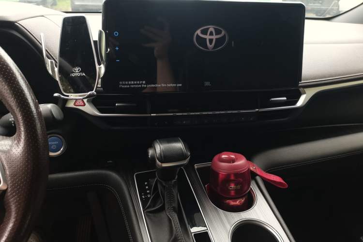 Used Toyota SIENNA 2021 2.5L Hybrid Platinum Edition Audio And AC Panel