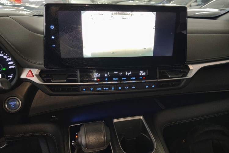 Used Toyota SIENNA 2021 2.5L Hybrid Premium Edition Audio And AC Panel