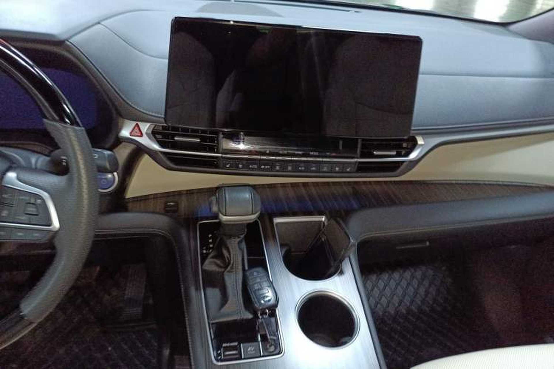Used Toyota SIENNA 2021 2.5L Hybrid Ultimate Edition Audio And AC Panel