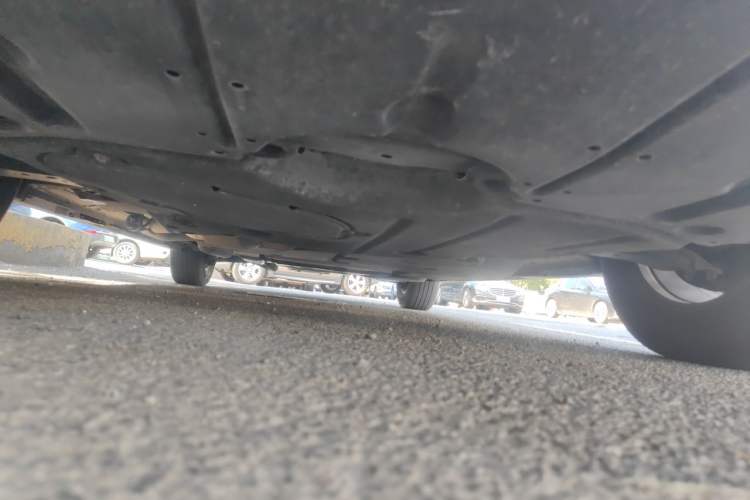 Used Toyota SIENNA 2021 2.5L Hybrid Luxury Edition Chassis Front