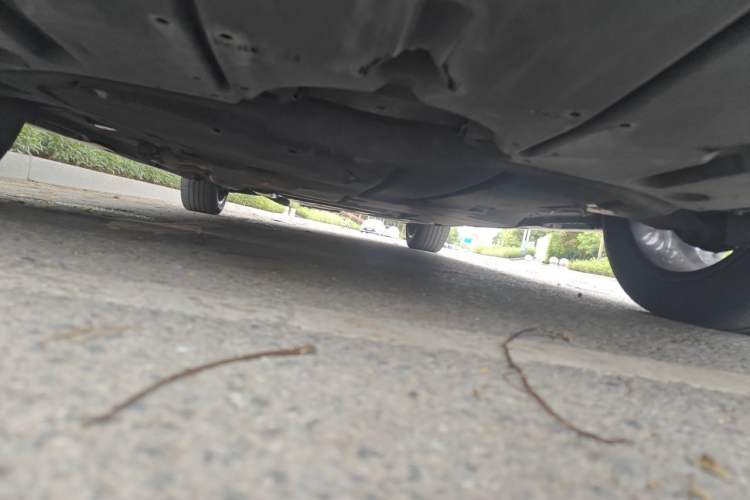 Used Toyota SIENNA 2021 2.5L Hybrid Comfort Edition Chassis Front