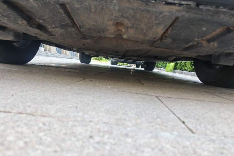 Used Toyota SIENNA 2021 2.5L Hybrid Premium Edition Chassis Front