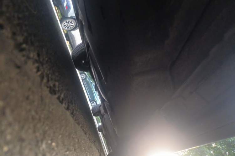 Used Toyota SIENNA 2021 2.5L Hybrid Premium Edition Chassis Front Left