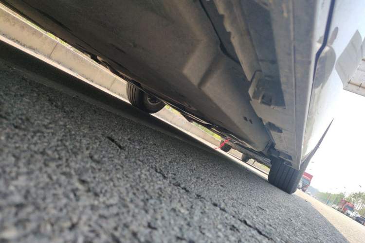 Used Toyota SIENNA 2021 2.5L Hybrid Luxury Edition Chassis Front Left