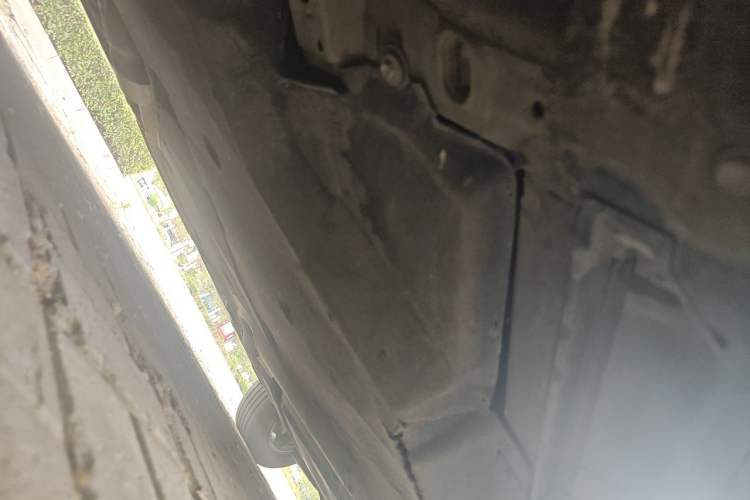 Used Toyota SIENNA 2021 2.5L Hybrid Premium Edition Chassis Front Left