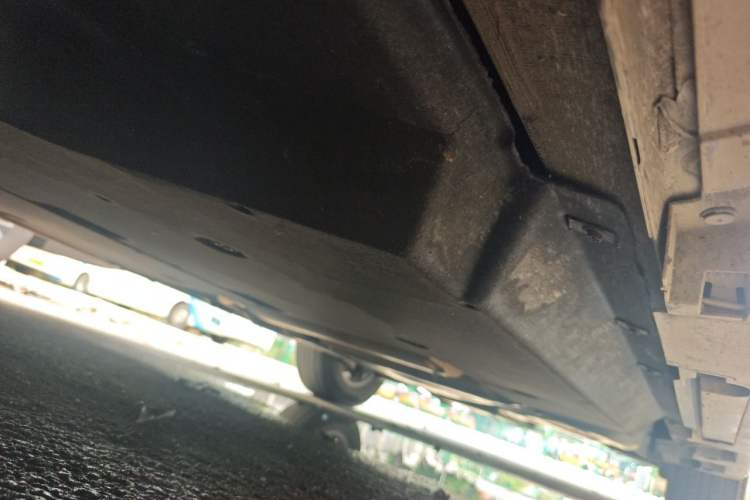 Used Toyota SIENNA 2021 2.5L Hybrid Comfort Edition Chassis Front Left