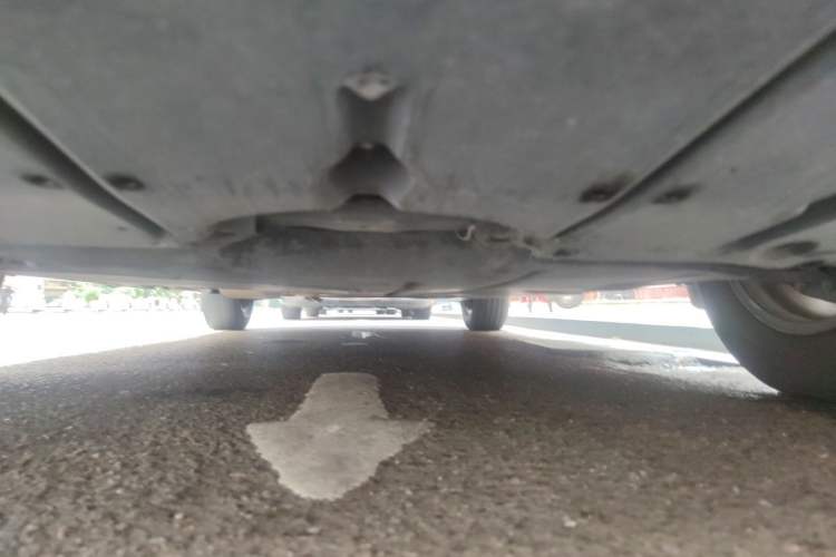 Used Toyota SIENNA 2021 2.5L Hybrid Premium Edition Chassis Front