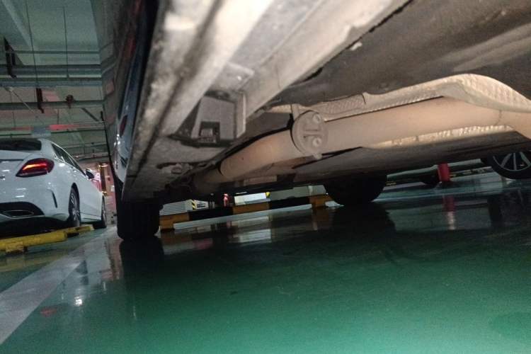 Used Toyota SIENNA 2021 2.5L Hybrid Ultimate Edition Chassis Front Right