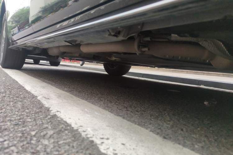 Used Toyota SIENNA 2021 2.5L Hybrid Premium Edition Chassis Front Right