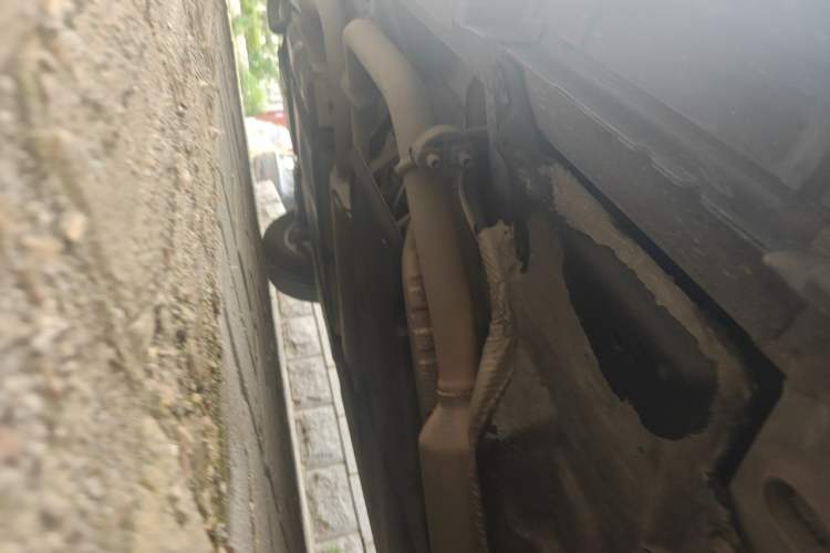 Used Toyota SIENNA 2021 2.5L Hybrid Premium Edition Chassis Front Right