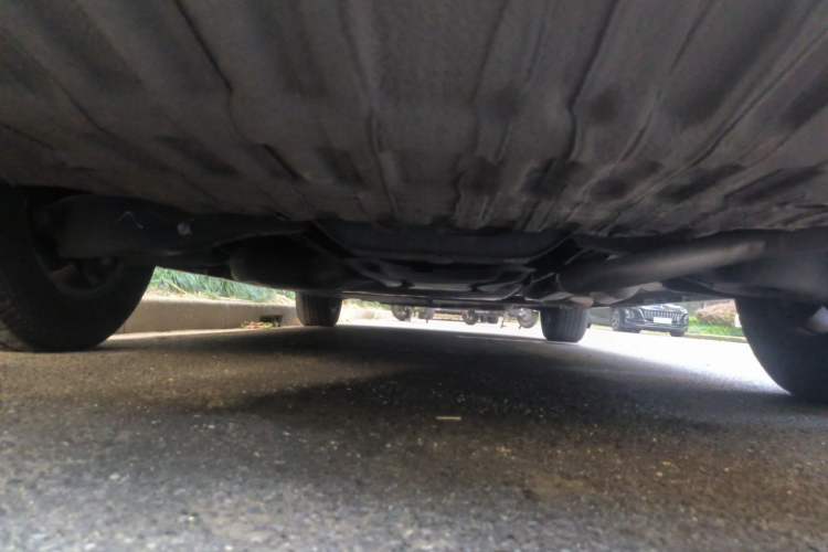 Used Toyota SIENNA 2021 2.5L Hybrid Premium Edition Chassis Rear