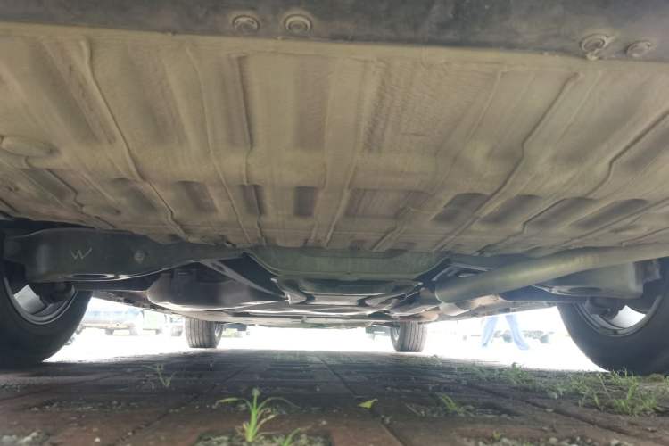 Used Toyota SIENNA 2021 2.5L Hybrid Platinum Edition Chassis Rear