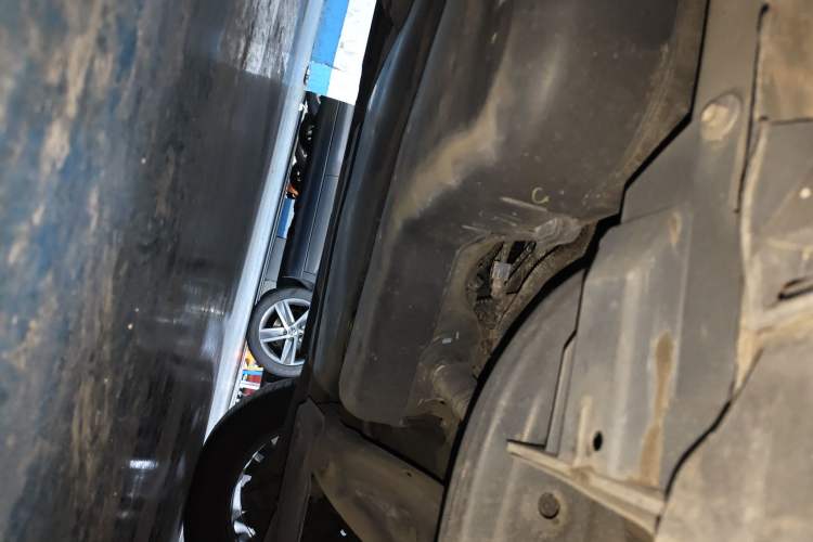 Used Toyota SIENNA 2021 2.5L Hybrid Ultimate Edition Chassis Rear Left