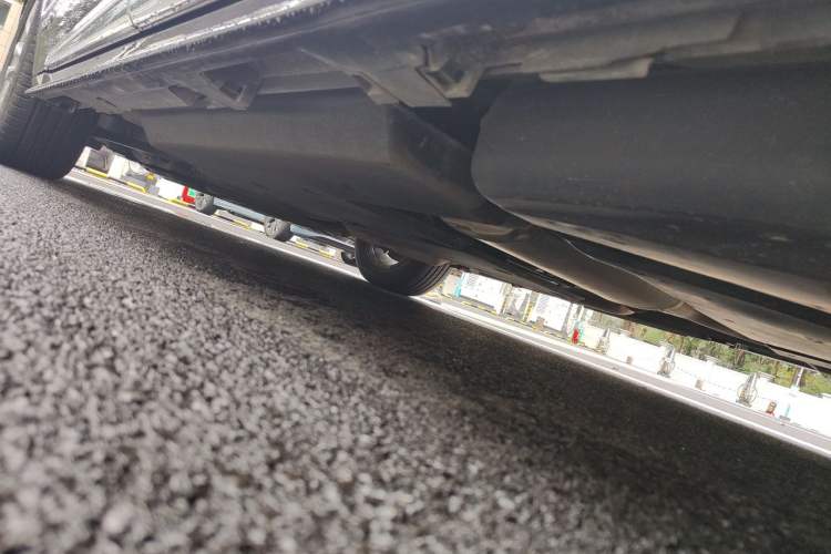 Used Toyota SIENNA 2021 2.5L Hybrid Platinum Edition Chassis Rear Left