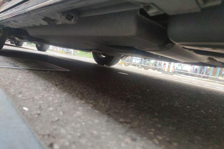 Used Toyota SIENNA 2021 2.5L Hybrid Premium Edition Chassis Rear Left