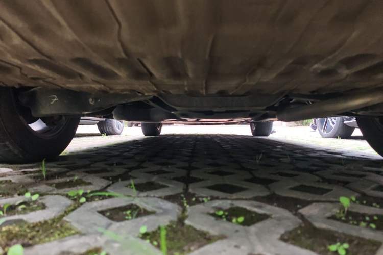 Used Toyota SIENNA 2021 2.5L Hybrid Platinum Edition Chassis Rear