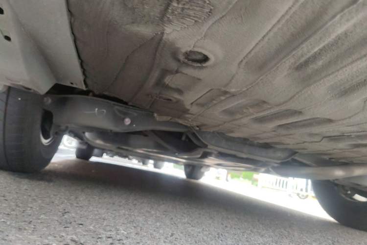 Used Toyota SIENNA 2021 2.5L Hybrid Premium Edition Chassis Rear