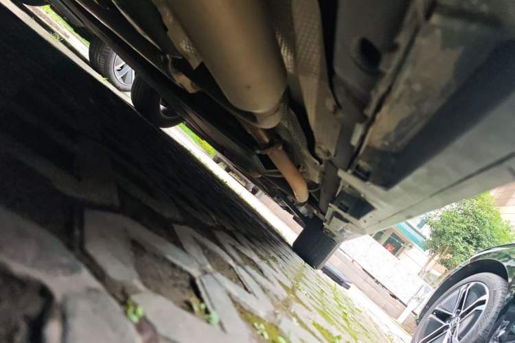 Used Toyota SIENNA 2021 2.5L Hybrid Platinum Edition Chassis Rear Right