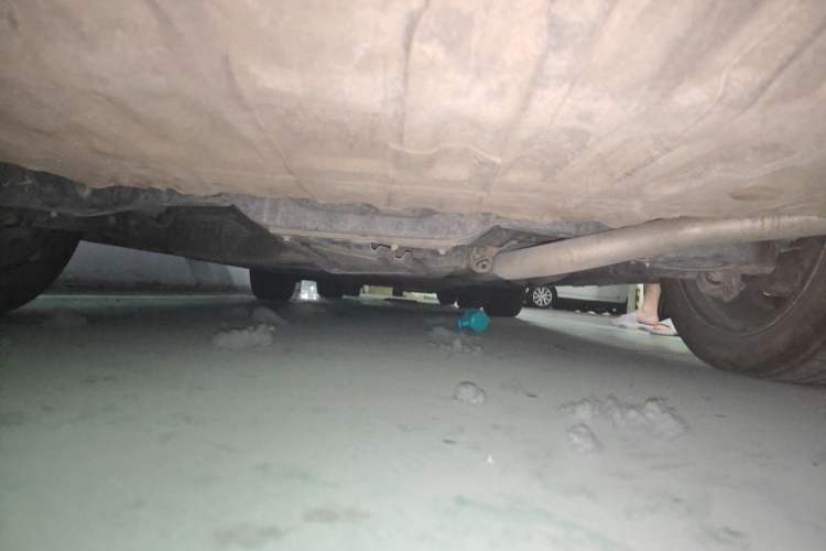 Used Toyota SIENNA 2021 2.5L Hybrid Premium Edition Chassis Rear