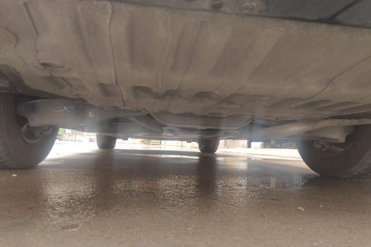 Used Toyota SIENNA 2021 2.5L Hybrid Luxury Edition Chassis Rear