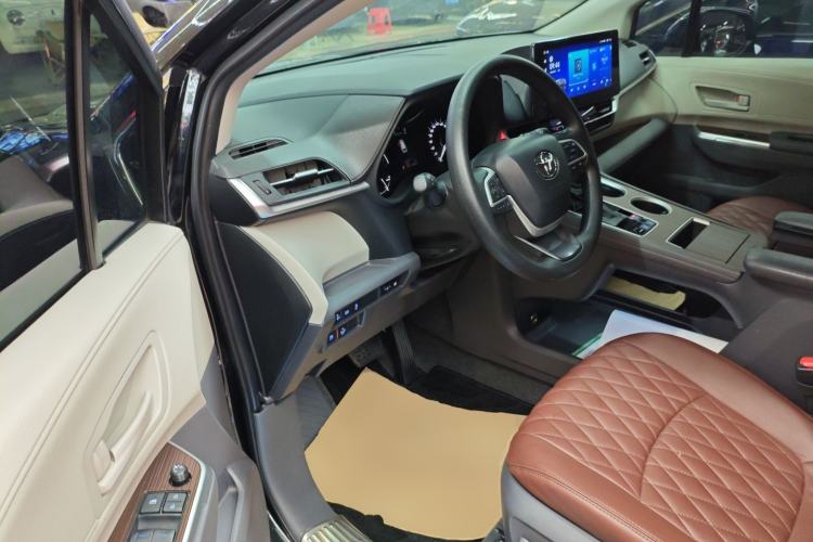 Used Toyota SIENNA 2021 2.5L Hybrid Comfort Edition Driver Seat