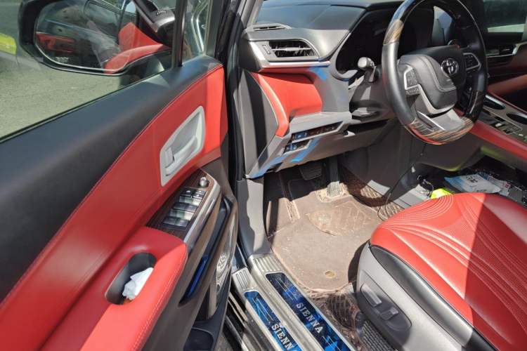 Used Toyota SIENNA 2021 2.5L Hybrid Comfort Edition Driver Seat