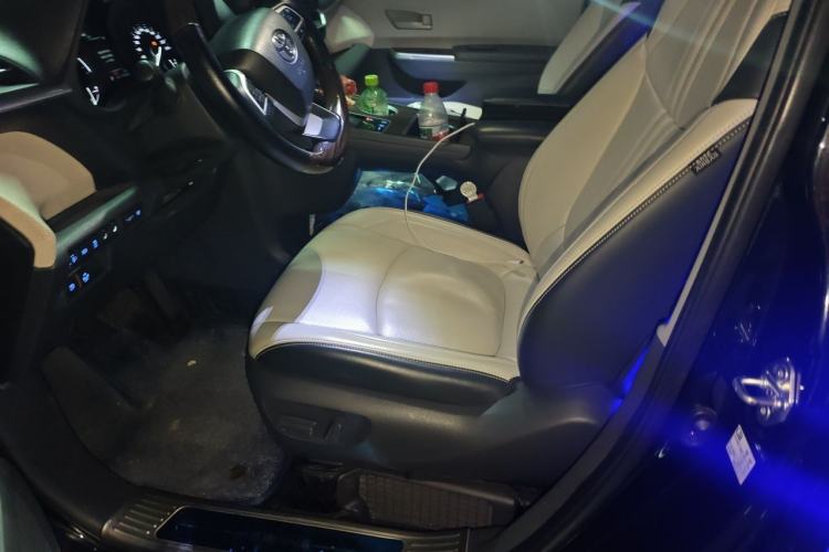 Used Toyota SIENNA 2021 2.5L Hybrid Comfort Edition Driver Seat