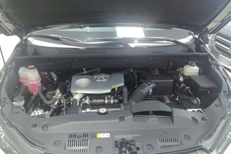 Used Toyota SIENNA 2021 2.5L Hybrid Luxury Edition Engine Bay