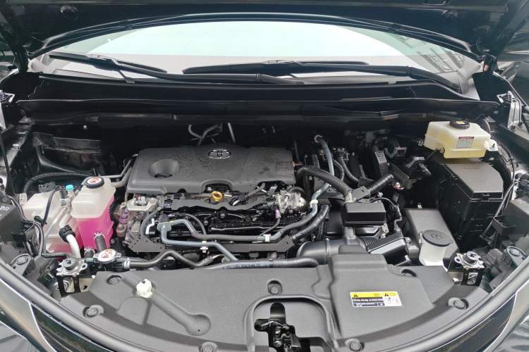Used Toyota SIENNA 2021 2.5L Hybrid Luxury Edition Engine Bay