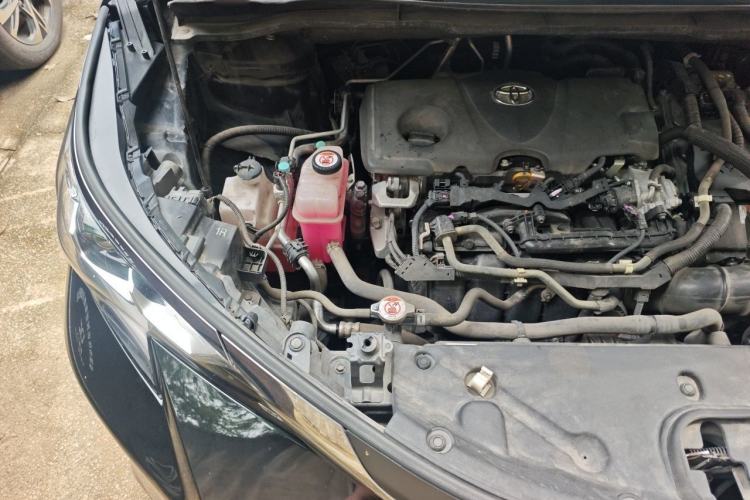 Used Toyota SIENNA 2021 2.5L Hybrid Comfort Edition Engine Bay Right