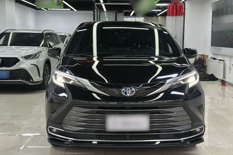 Used Toyota SIENNA 2021 2.5L Hybrid Premium Edition Exterior 1
