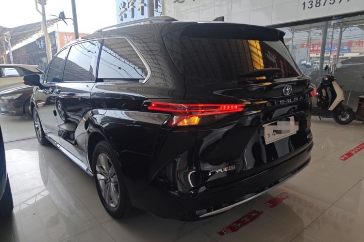 Used Toyota SIENNA 2021 2.5L Hybrid Ultimate Edition Exterior 2
