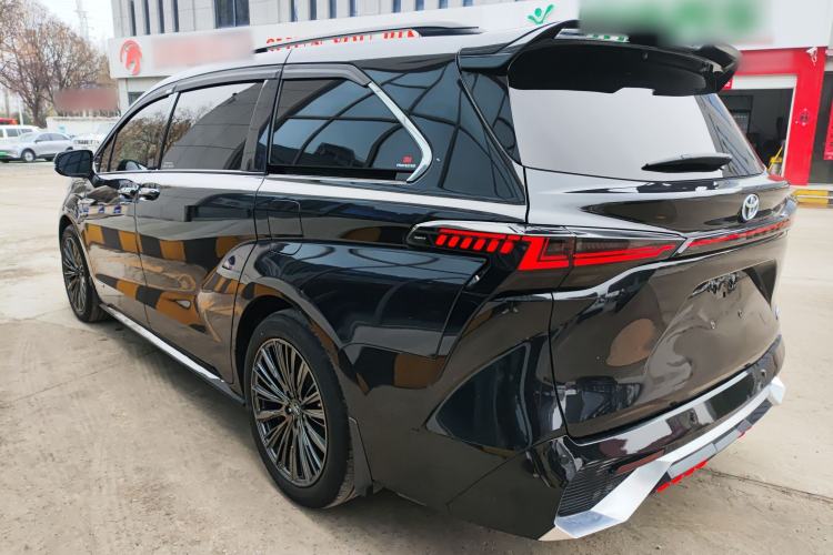 Used Toyota SIENNA 2021 2.5L Hybrid Premium Edition Exterior 2