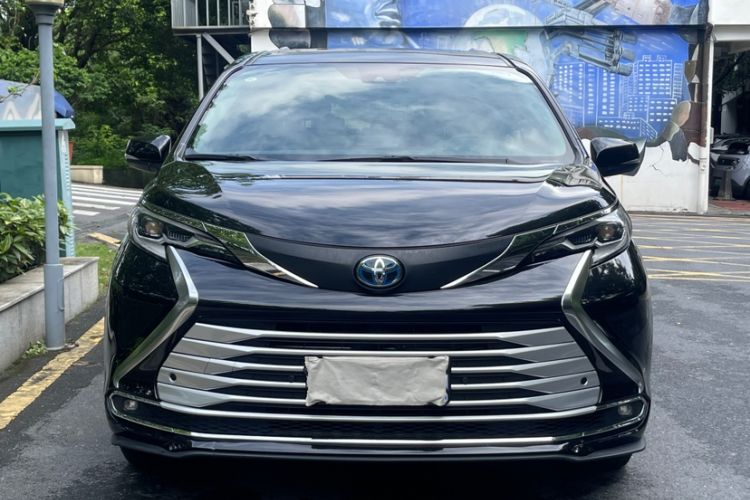 Used Toyota SIENNA 2021 2.5L Hybrid Comfort Edition Exterior 2