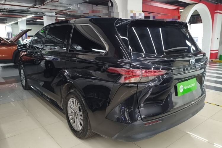 Used Toyota SIENNA 2021 2.5L Hybrid Comfort Edition Exterior 2