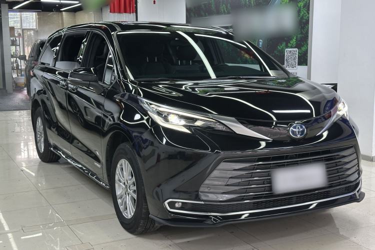 Used Toyota SIENNA 2021 2.5L Hybrid Premium Edition Exterior 2