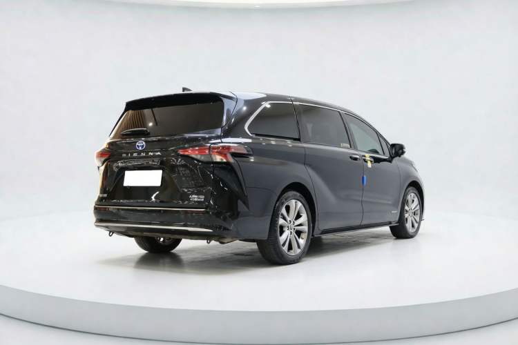 Used Toyota SIENNA 2021 2.5L Hybrid Premium Edition Exterior 3