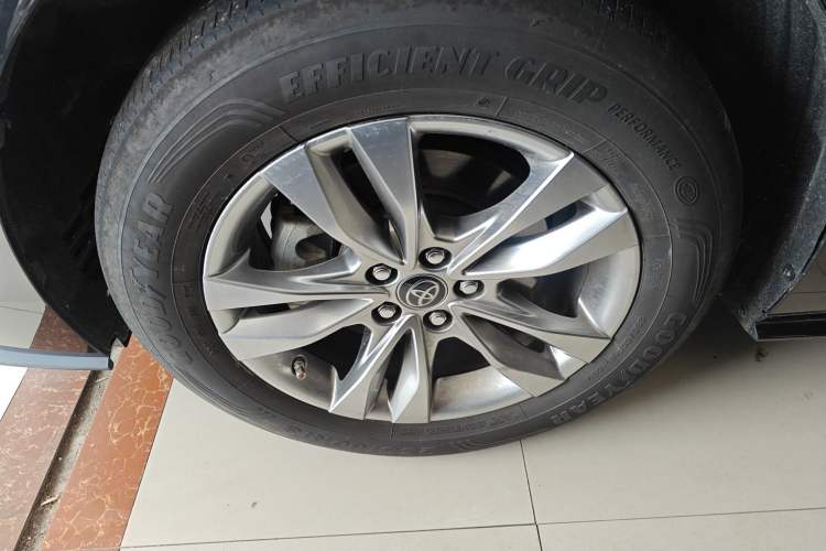Used Toyota SIENNA 2021 2.5L Hybrid Ultimate Edition Exterior 4