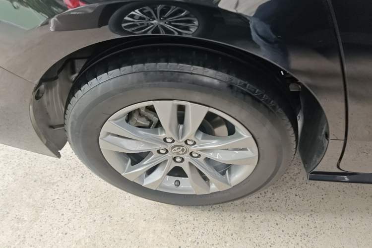 Used Toyota SIENNA 2021 2.5L Hybrid Ultimate Edition Exterior 4