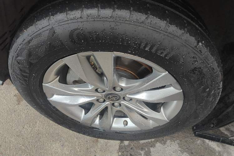 Used Toyota SIENNA 2021 2.5L Hybrid Platinum Edition Exterior 4